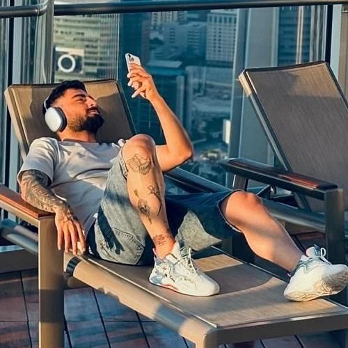 رامین تجنگی لیست آهنگ گوشیت میشه شکست عشقی