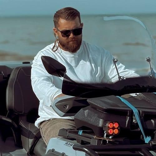 مهیار خلیل زاده استاتیک