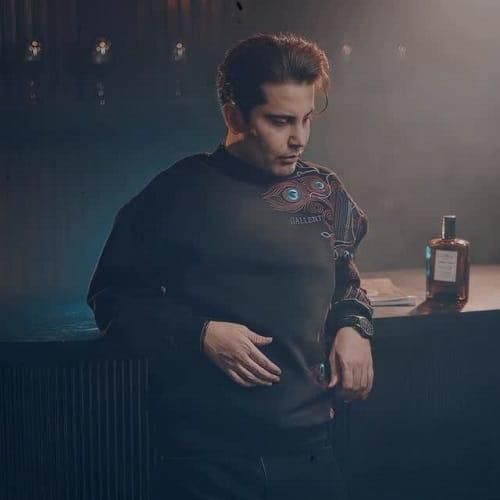 فرشاد آزادی تو آه روی کام سیگار منی تو چش تر بیقرار منی