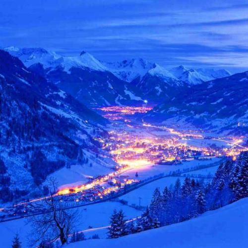  دوست دارم وقتی باهات تنهام کل دنیا رو یادم میره