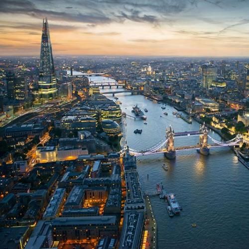 چیزی فلکس بشو نی یاد بگیر بشه دلت بتنی این دنیا نامرده