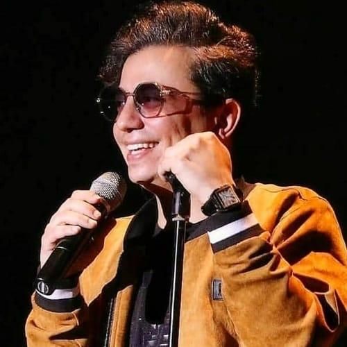 محسن ابراهیم زاده هم خانه هم سقف و ستونم درد می کند